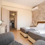 Angelique Appartement *