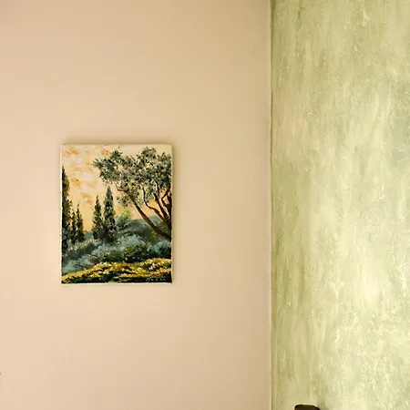 Angelique Apartment